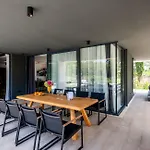 Eta Villa *